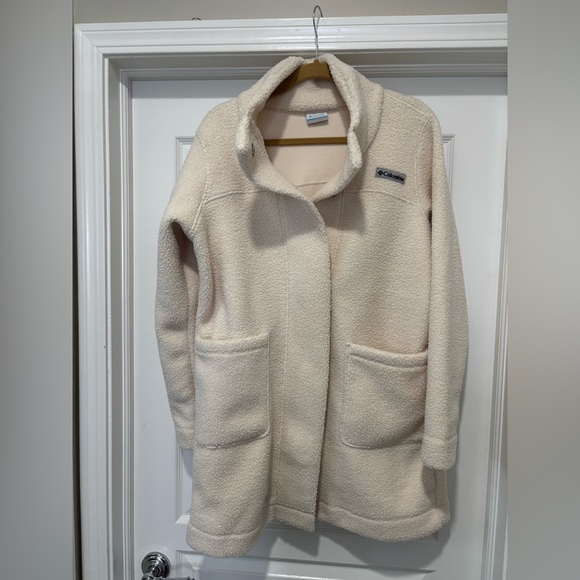 Columbia Jackets & Blazers - Women’s Columbia Panorama Long Jacket. Cream Color. Size L.
